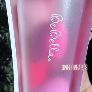 Que Fresa blending cup 6 blending sponges+ Que fresa cup